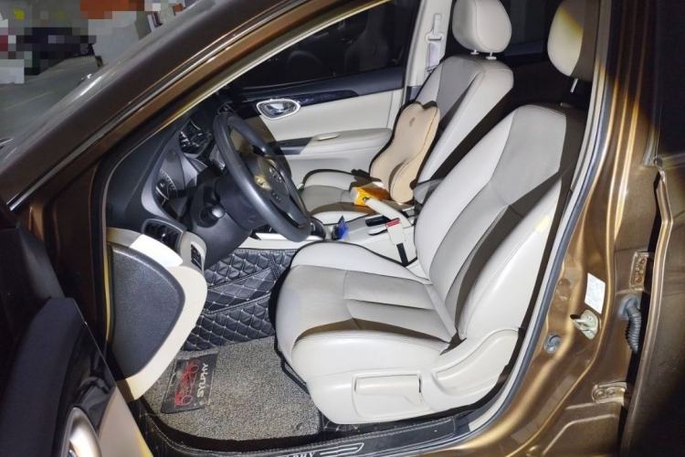Used Nissan Sylphy 2016 1.6XV CVT Smart Enjoyment Version Interior 3