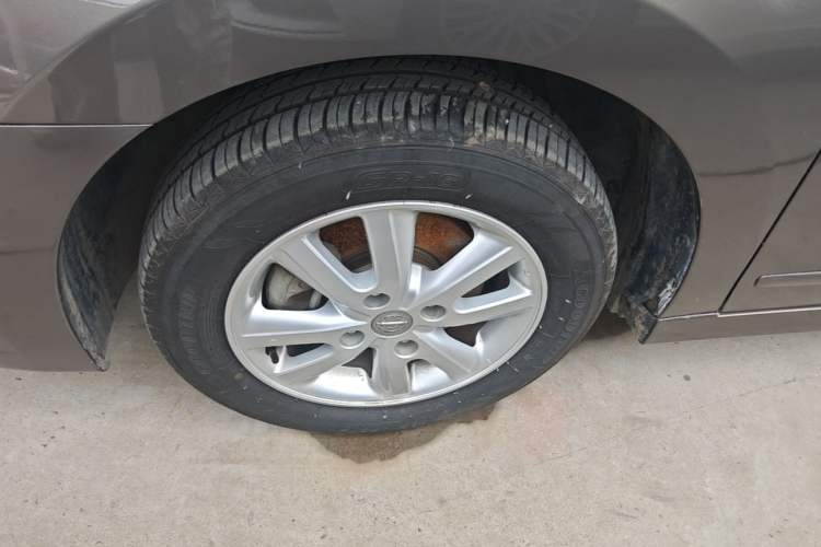 Used Nissan Sylphy 2016 Classic 1.6XE Automatic Leading Edition Left Front Wheel Hub