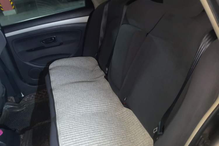 Used Nissan Sylphy 2016 Classic 1.6XE Manual Leading Edition Left Rear Seat