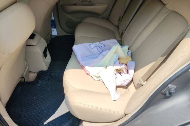 Used Nissan Sylphy 2016 Classic 1.6XE Manual Comfort Edition Left Rear Seat