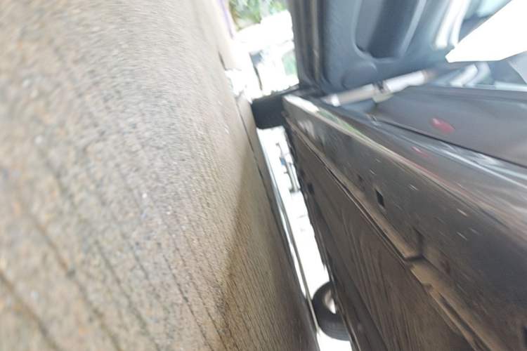 Used Nissan Sylphy 2016 Classic 1.6XE Automatic Leading Edition Left Side Sill