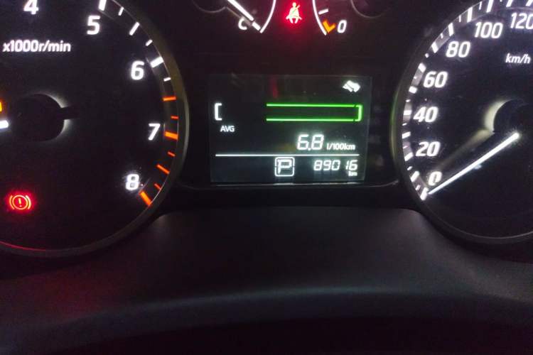 Used Nissan Sylphy 2016 1.6XV CVT Smart Enjoyment Version Odometer Close Up