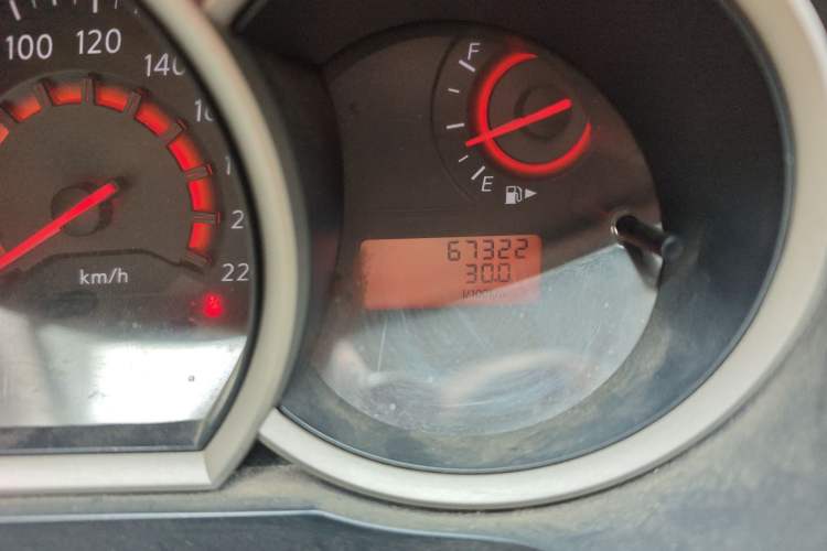 Used Nissan Sylphy 2016 Classic 1.6XE Manual Comfort Edition Odometer Close Up