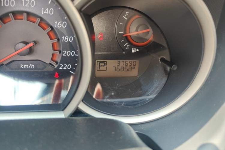 Used Nissan Sylphy 2016 Classic 1.6XE Automatic Leading Edition Odometer Close Up