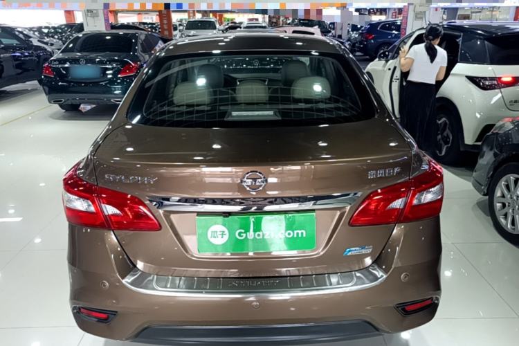 Used Nissan Sylphy 2016 1.6 XL CVT Luxury Edition Rear