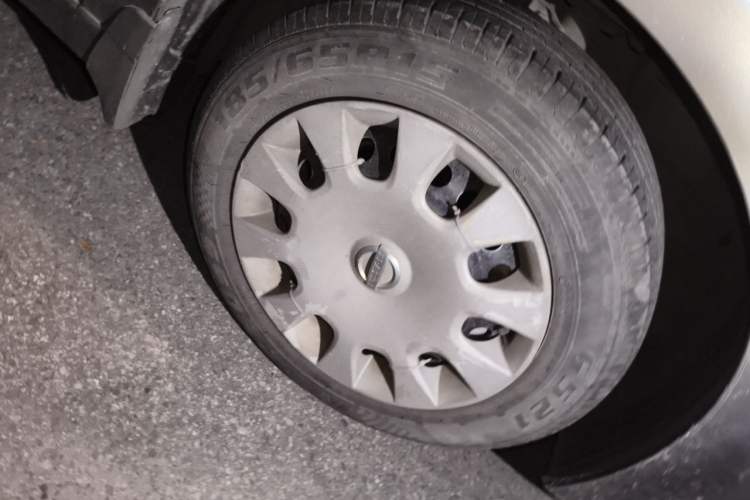 Used Nissan Sylphy 2016 Classic 1.6XE Automatic Comfort Edition Right Front Wheel Hub