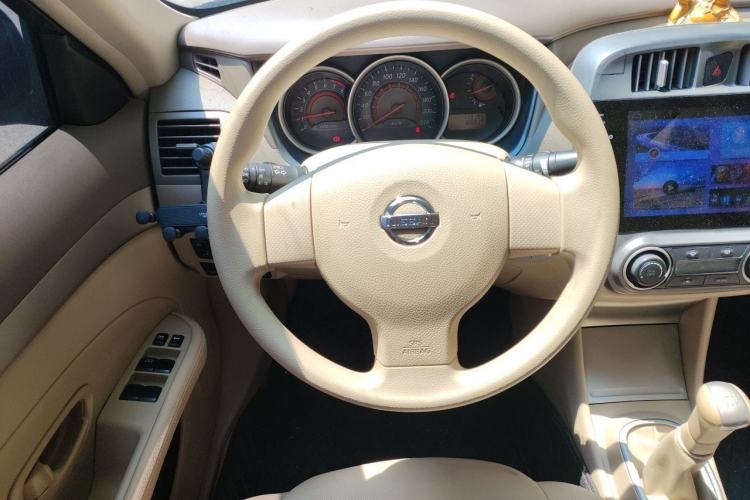 Used Nissan Sylphy 2016 Classic 1.6XE Manual Comfort Edition Steering Wheel