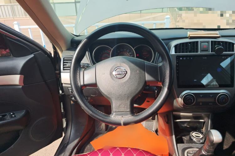 Used Nissan Sylphy 2016 Classic 1.6XE Manual Leading Edition Steering Wheel
