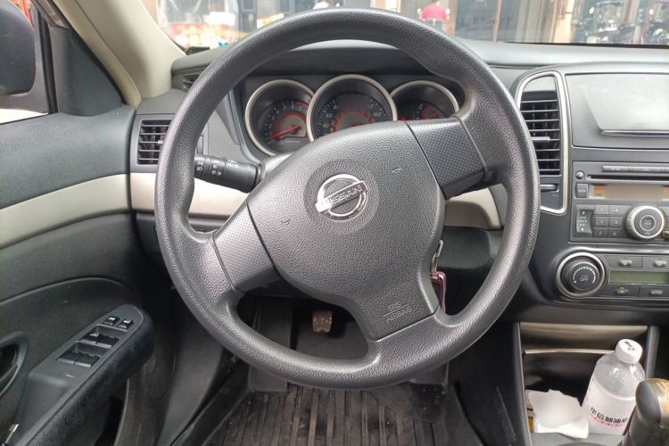 Used Nissan Sylphy 2016 Classic 1.6XE Manual Comfort Edition Steering Wheel