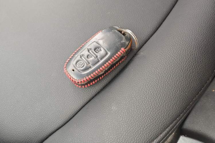 Used Nissan Sylphy 2016 Classic 1.6XE Automatic Leading Edition Vehicle Key