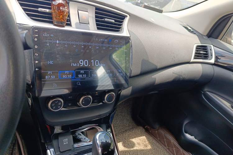 Used Nissan Sylphy 2016 1.6 XL CVT Luxury Edition Audio And AC Panel