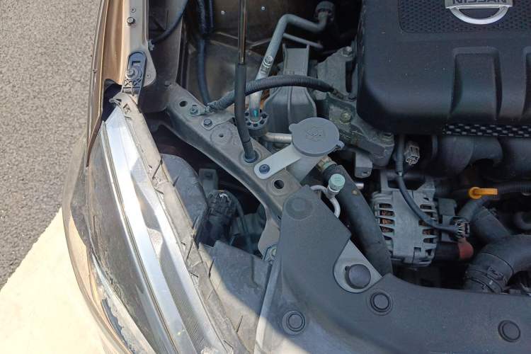 Used Nissan Sylphy 2016 1.6 XL CVT Luxury Edition Engine Bay Right
