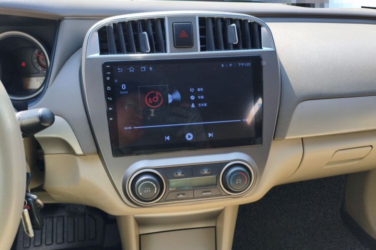 Used Nissan Sylphy 2016 Classic 1.6XE Manual Comfort Edition Audio And AC Panel