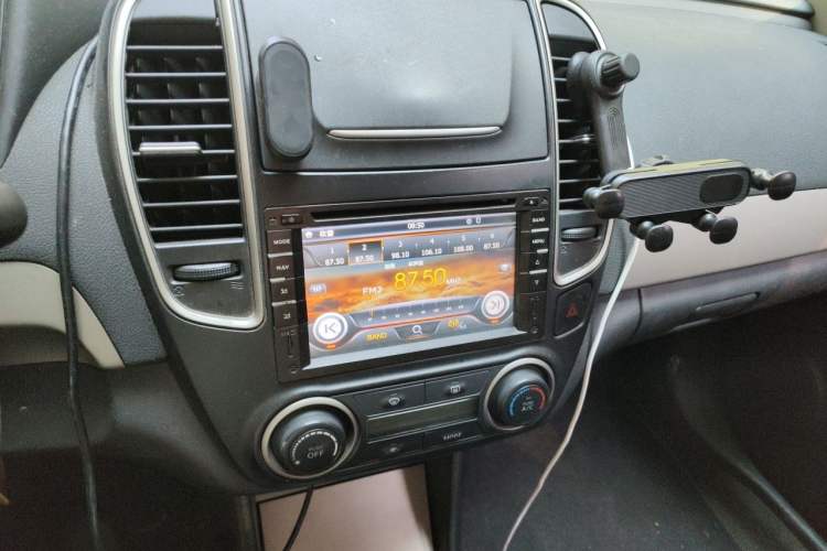 Used Nissan Sylphy 2016 Classic 1.6XE Manual Leading Edition Audio And AC Panel