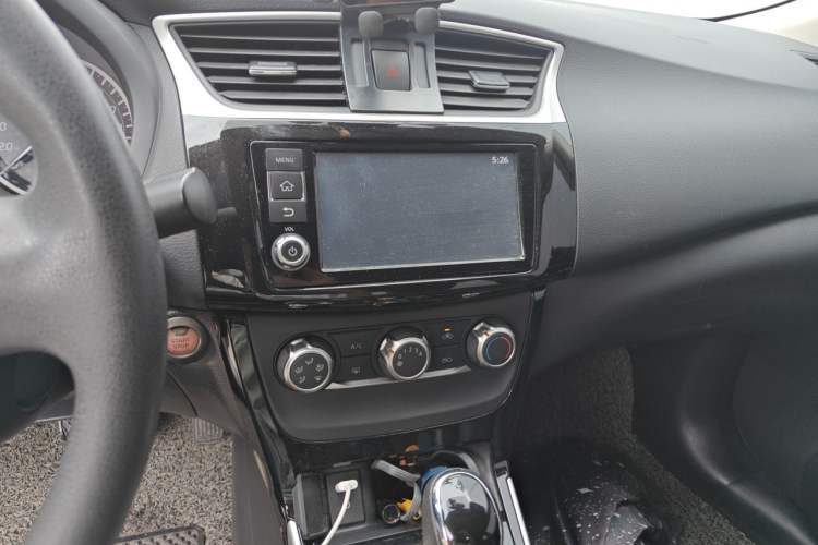 Used Nissan Sylphy 2016 1.6 XL CVT Deluxe Edition Audio And AC Panel