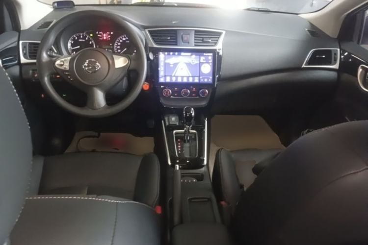 Used Nissan Sylphy 2016 1.6XV CVT Smart Enjoyment Version Center Console