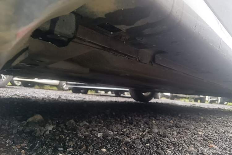 Used Nissan Sylphy  Chassis Front Left