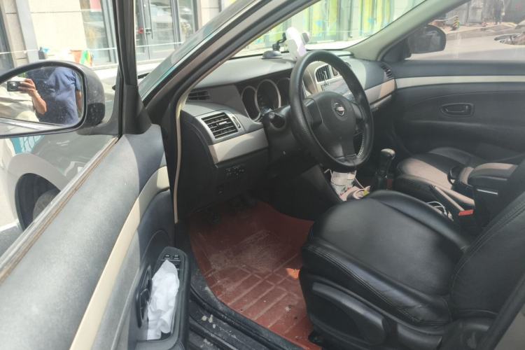 Used Nissan Sylphy 2016 Classic 1.6XE Manual Leading Edition Driver Seat