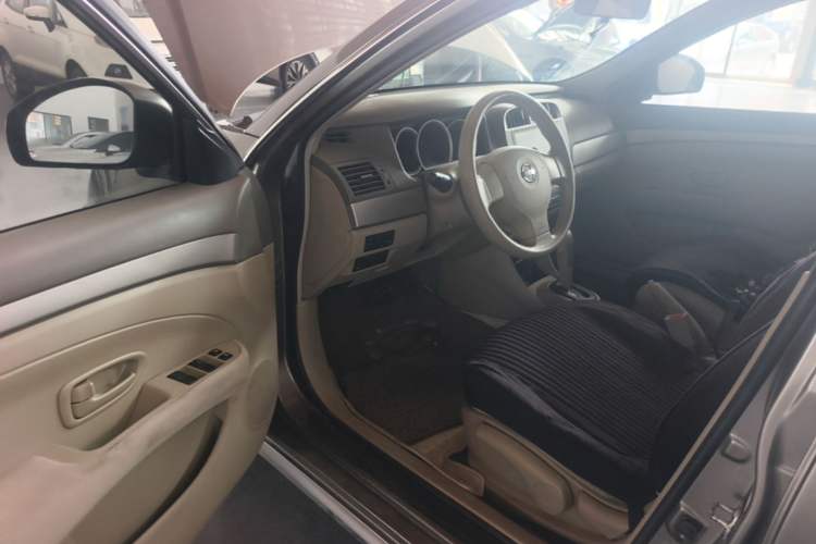 Used Nissan Sylphy 2016 Classic 1.6XE Automatic Leading Edition Driver Seat