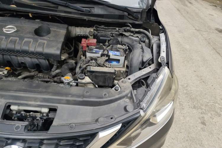 Used Nissan Sylphy 2016 1.6 XL CVT Deluxe Edition Engine Bay Left