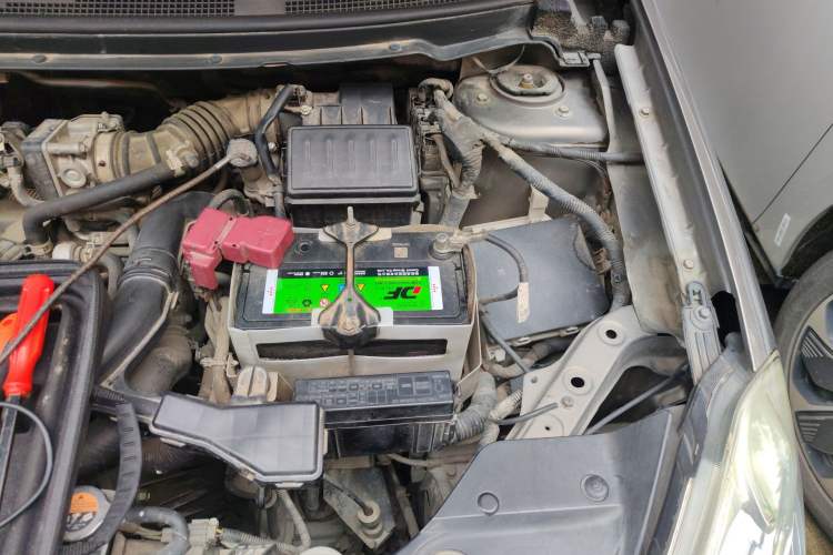 Used Nissan Sylphy 2016 Classic 1.6XE Automatic Comfort Edition Engine Bay Left