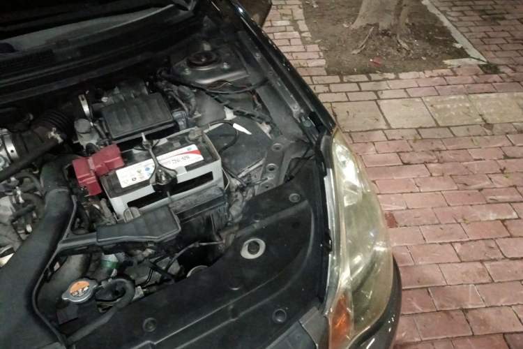 Used Nissan Sylphy 2016 Classic 1.6XE Manual Leading Edition Engine Bay Left
