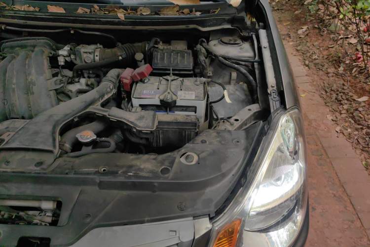 Used Nissan Sylphy 2016 Classic 1.6XE Manual Comfort Edition Engine Bay Left