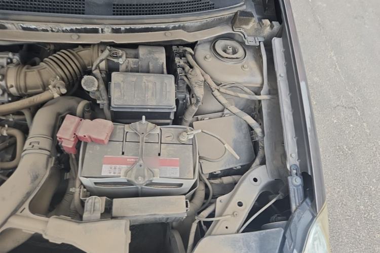 Used Nissan Sylphy 2016 Classic 1.6XE Manual Leading Edition Engine Bay Left