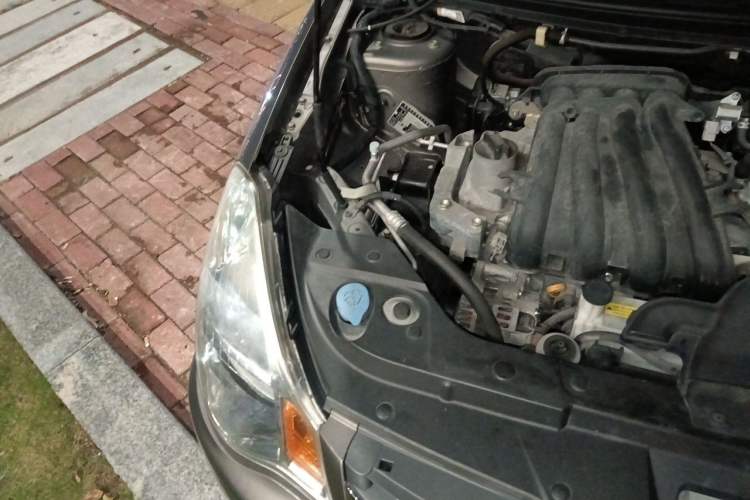 Used Nissan Sylphy 2016 Classic 1.6XE Manual Leading Edition Engine Bay Right
