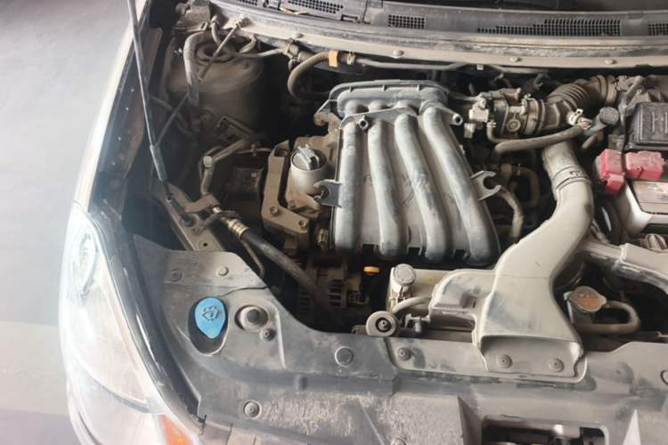 Used Nissan Sylphy 2016 Classic 1.6XE Automatic Leading Edition Engine Bay Right