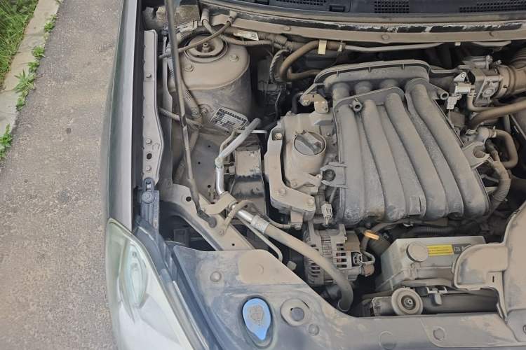 Used Nissan Sylphy 2016 Classic 1.6XE Manual Leading Edition Engine Bay Right
