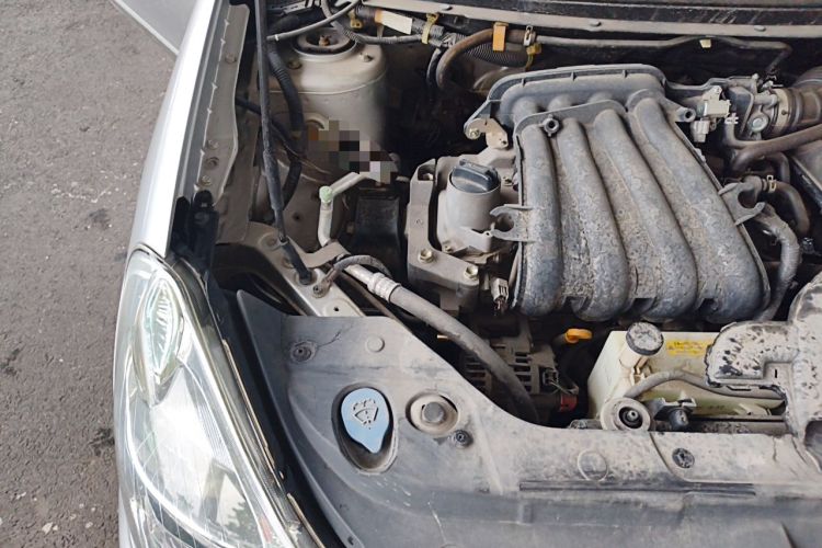 Used Nissan Sylphy 2016 Classic 1.6XE Automatic Leading Edition Engine Bay Right
