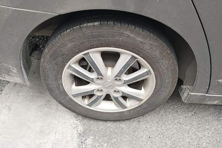 Used Nissan Sylphy 2016 Classic 1.6XE Automatic Leading Edition Exterior 2