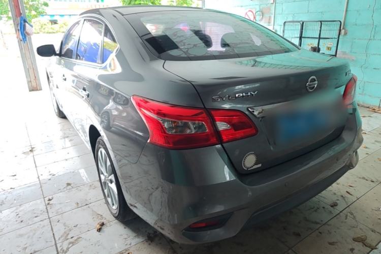 Used Nissan Sylphy 2016 1.6 XL CVT Deluxe Edition Exterior 2
