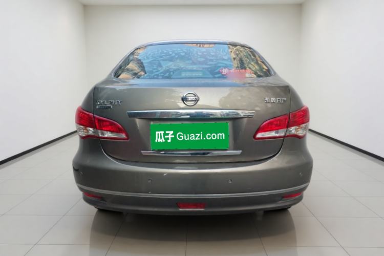 Used Nissan Sylphy 2016 Classic 1.6XE Automatic Leading Edition Exterior 4
