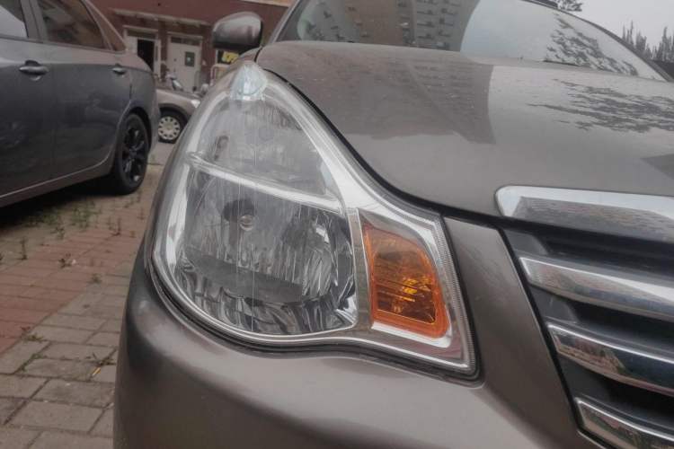 Used Nissan Sylphy 2016 Classic 1.6XE Manual Comfort Edition Exterior 6
