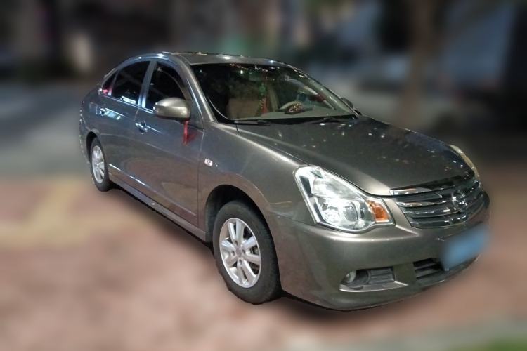 Used Nissan Sylphy 2016 Classic 1.6XE Manual Leading Edition Front Right 45 Deg