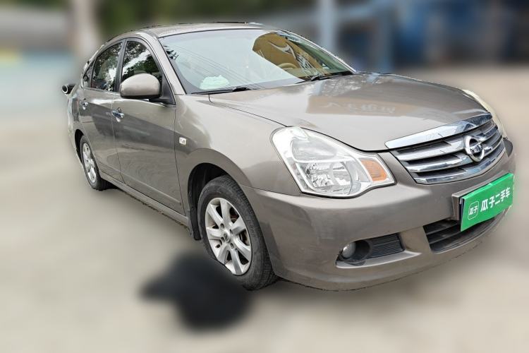 Used Nissan Sylphy 2016 Classic 1.6XE Manual Comfort Edition Front Right 45 Deg