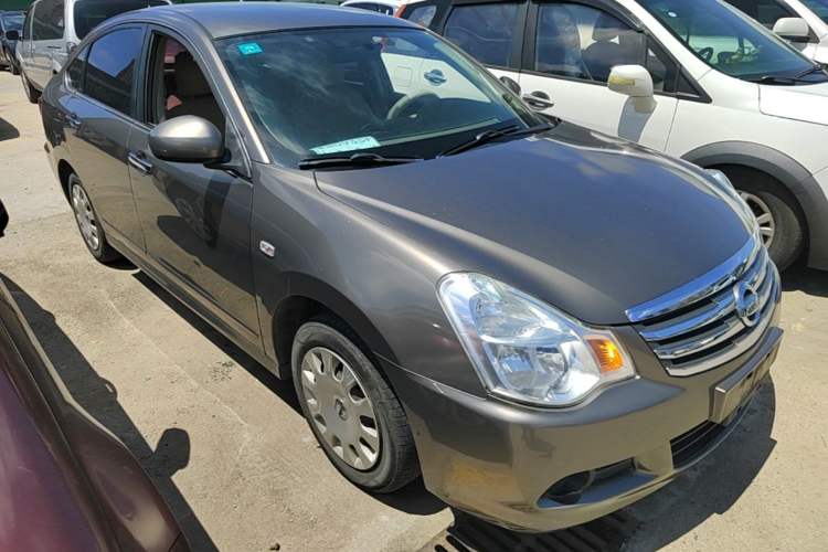 Used Nissan Sylphy 2016 Classic 1.6XE Automatic Comfort Edition Front Right 45 Deg