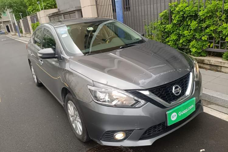 Used Nissan Sylphy 2016 1.6XV CVT Smart Enjoyment Version Front Right 45 Deg