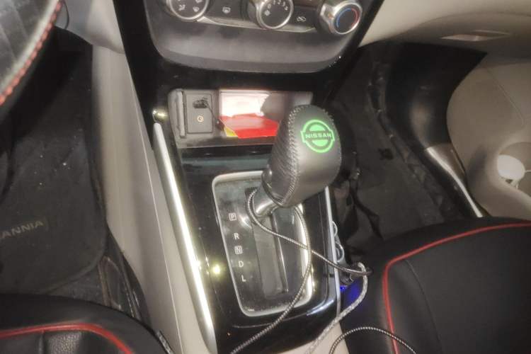 Used Nissan Sylphy 2016 1.6XV CVT Smart Enjoyment Version Gear Lever
