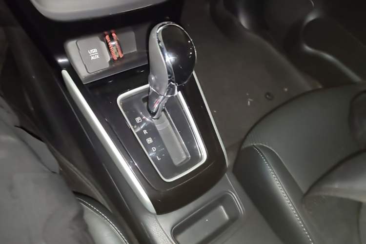 Used Nissan Sylphy 2016 1.6XV CVT Smart Enjoyment Version Gear Lever