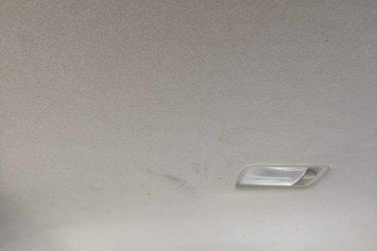 Used Nissan Sylphy 2016 Classic 1.6XE Manual Comfort Edition Headliner