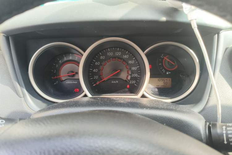 Used Nissan Sylphy 2016 Classic 1.6XE Manual Leading Edition Instrument Cluster