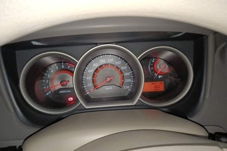 Used Nissan Sylphy 2016 Classic 1.6XE Manual Leading Edition Instrument Cluster