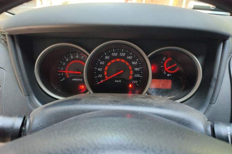 Used Nissan Sylphy 2016 Classic 1.6XE Manual Leading Edition Instrument Cluster