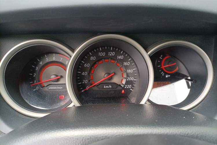 Used Nissan Sylphy 2016 Classic 1.6XE Manual Comfort Edition Instrument Cluster