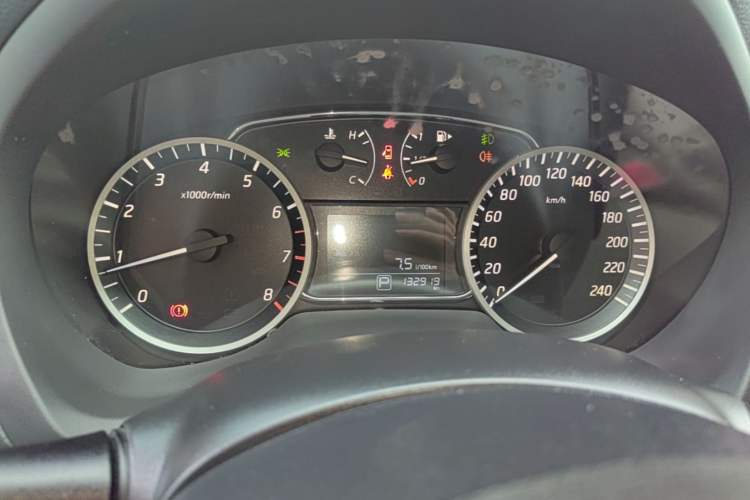 Used Nissan Sylphy 2016 1.6 XL CVT Luxury Edition Instrument Cluster