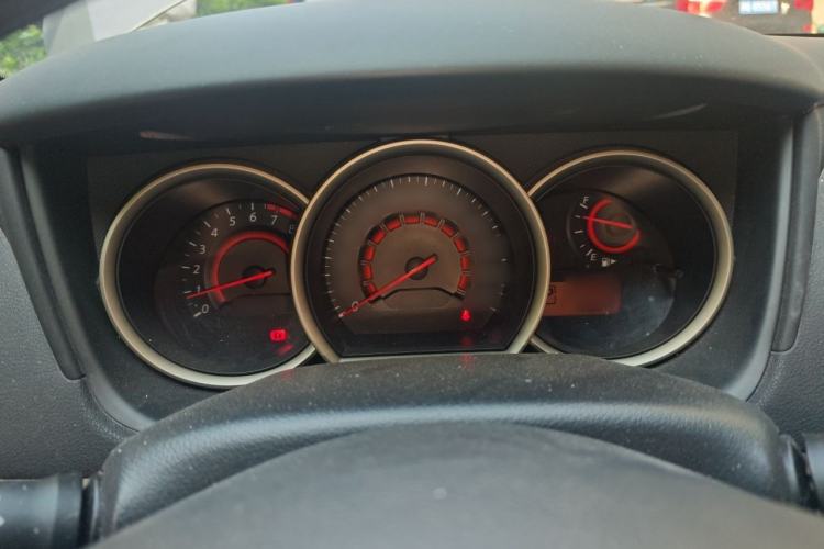 Used Nissan Sylphy 2016 Classic 1.6XE Automatic Leading Edition Instrument Cluster