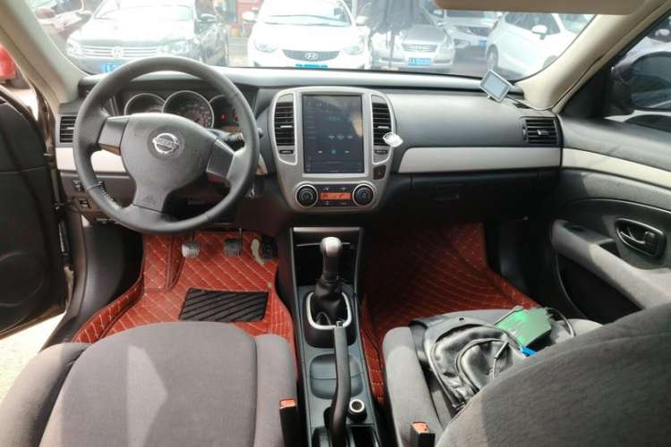 Used Nissan Sylphy 2016 Classic 1.6XE Manual Leading Edition Interior 1